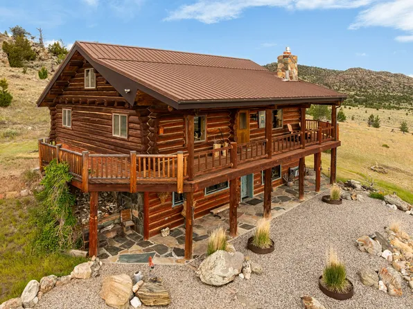 42 E L & M Ranch Rd, Ennis, MT 59729