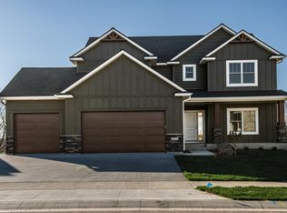 6248 Summit Pine Rd NW, Rochester, MN 55901