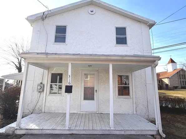 316 S West St, Charles Town, WV 25414