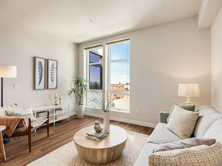 Marquee Apartments — Photo 35