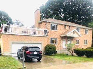 21-23 Maplewood St, West Roxbury, MA 02132