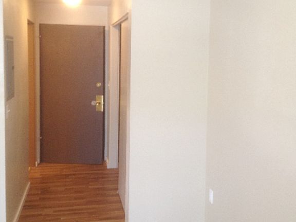 4th image of 101 Bendigo Blvd N #5