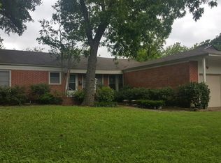 6202 Power Dr, Dallas, TX 75227