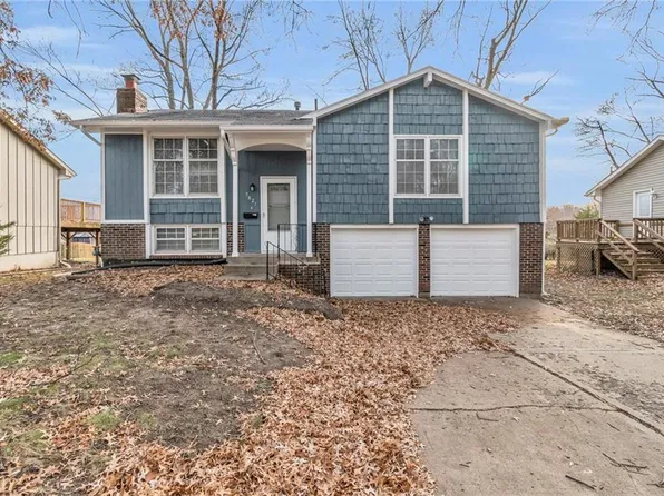 7821 E 120th St, Grandview, MO 64030