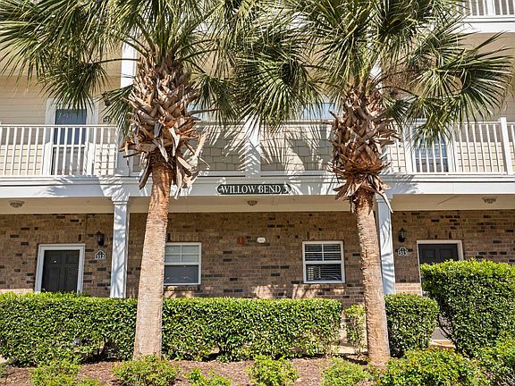 3rd image of 6253 Catalina Dr. #521