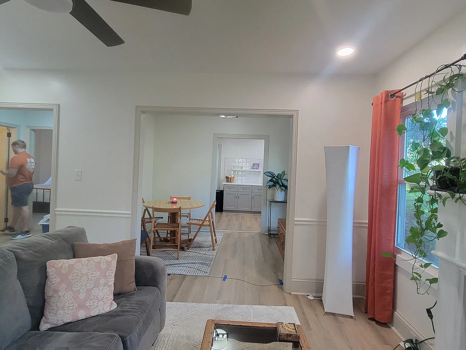 3 bed, 1270 sqft, $1,750 — Photo 2