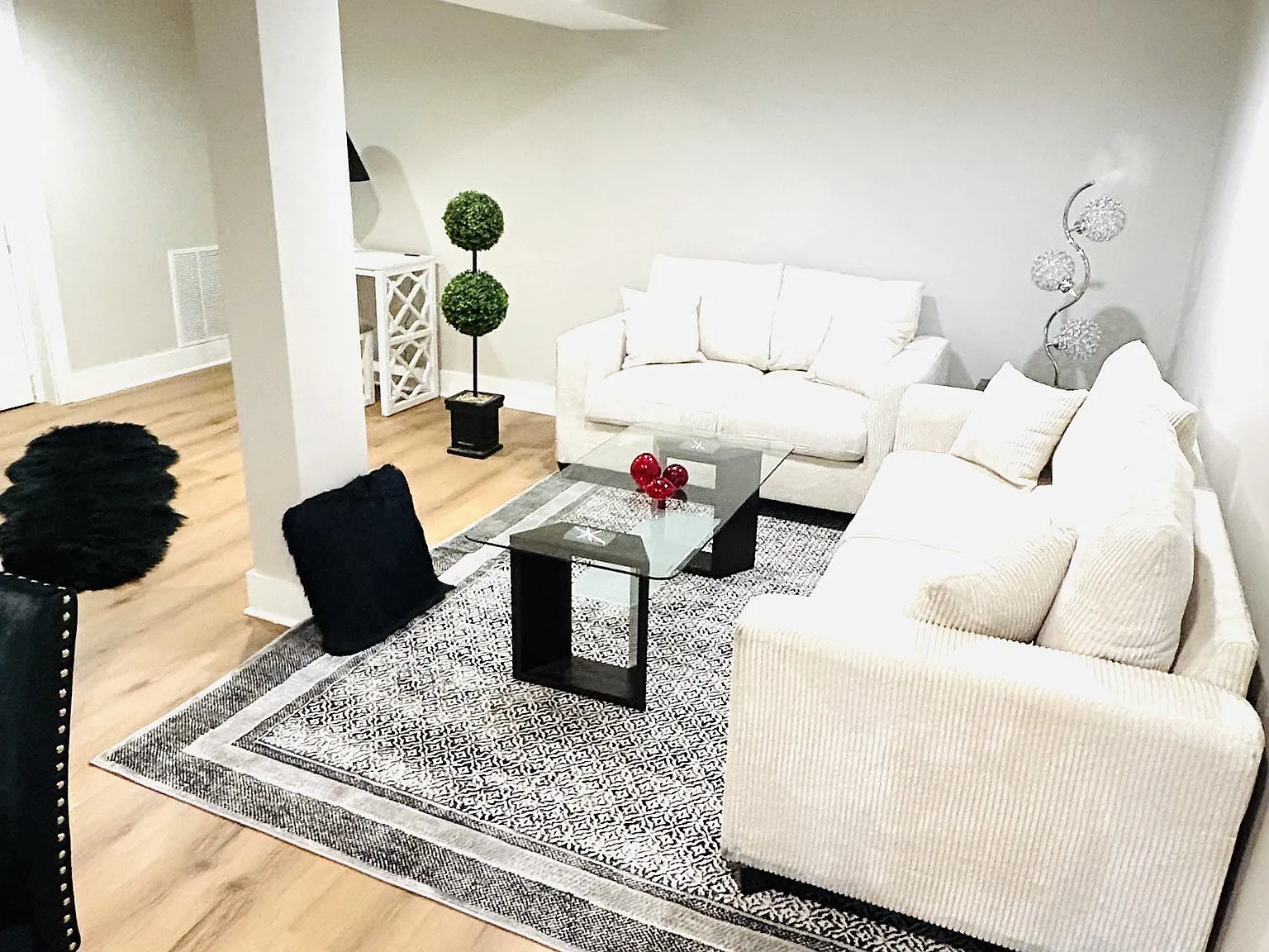 Renovated Two Bedroom in 16th Street Heights! Furnished option. Utilities & Parking included! — Photo 3