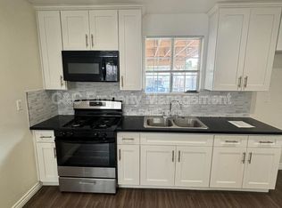 7053 Lindley Ave, Reseda, CA 91335