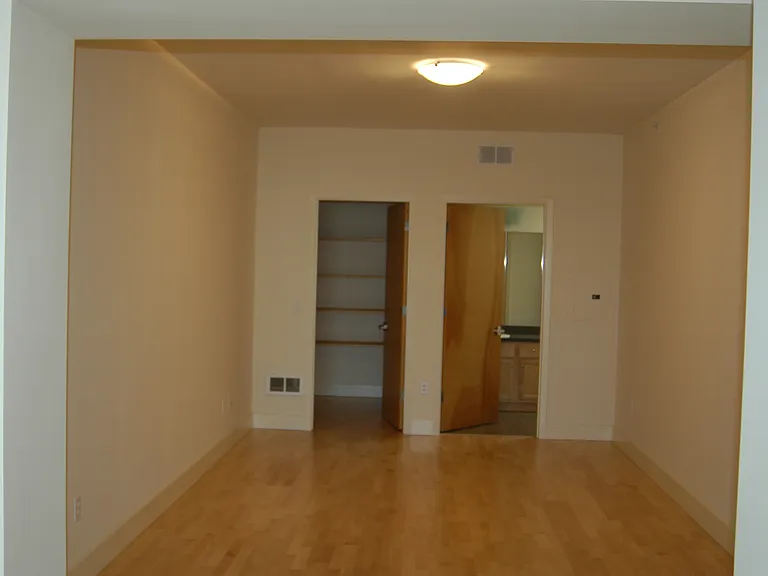 1630 California Street — Photo 20