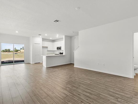 4th image of 4863 SW 81st Loop