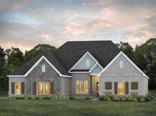 2002 Cannongate Dr, Opelika, AL 36801