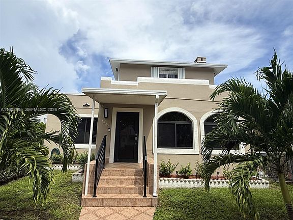 2nd image of 1835 SW 10th St
