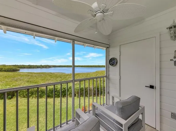 946 Sandpiper Cir #946, Bradenton, FL 34209