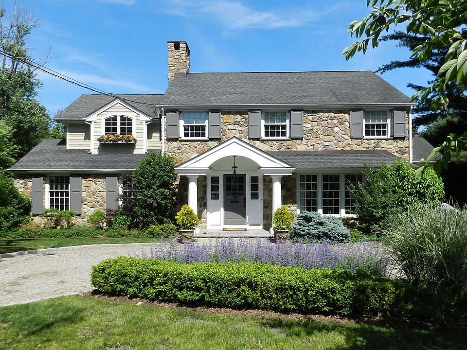 2nd image of 88 Stewart Rd