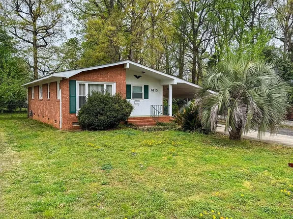 6115 Amberly Ln, Charlotte, NC 28213
