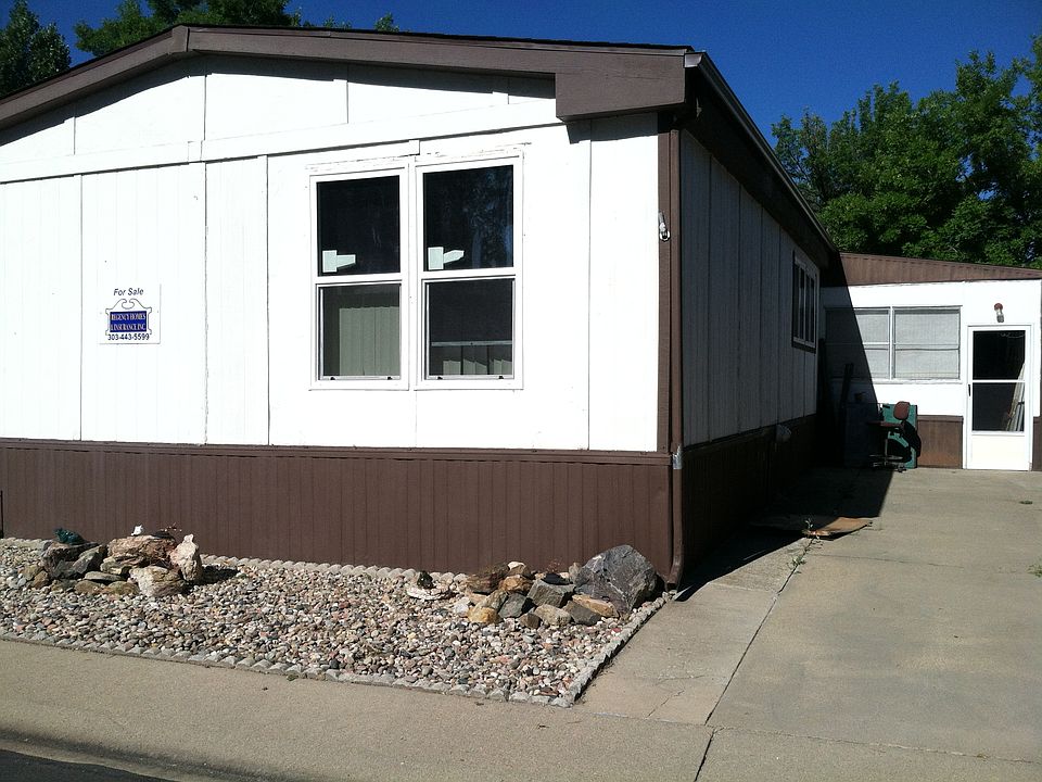 2nd image of 712 Flamingo St