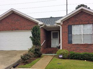 207 S Idlewild Path, Dothan, AL 36303