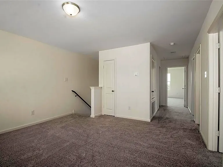 625 Delaware Ave — Photo 22