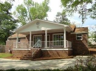 2713 Lakeview Dr, Columbus, GA 31909