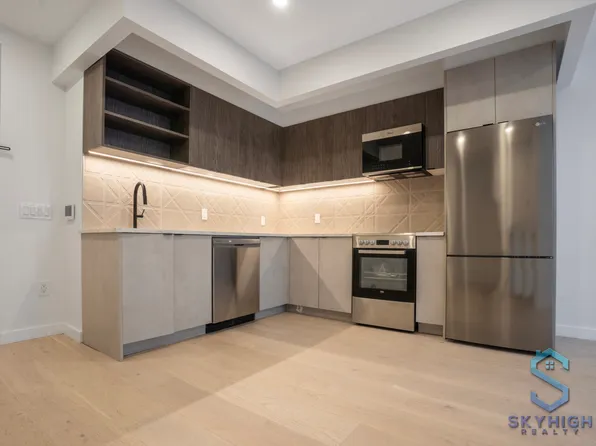 37-25 32nd Street image 1 of 17