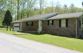 1st image of 122 Suncrest Dr