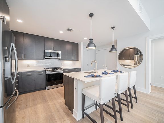 2nd image of 418 Palisade Ave #509