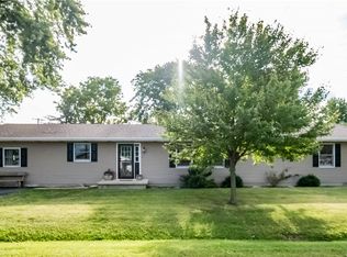 1920 E Peyton Dr, Decatur, IL 62521