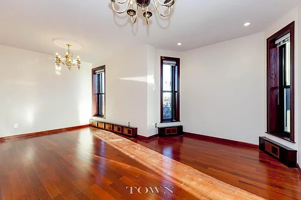 Rented by Town Residential | media 23