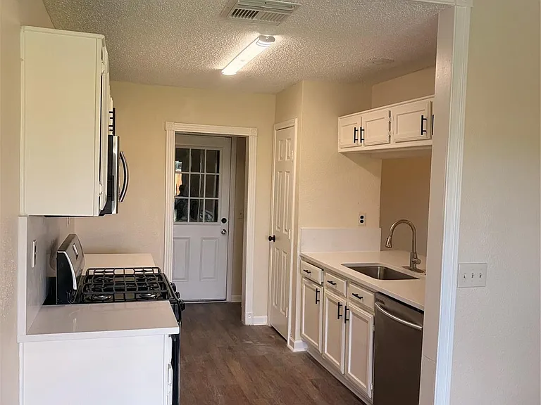 3307 E Heatherock Cir — Photo 15