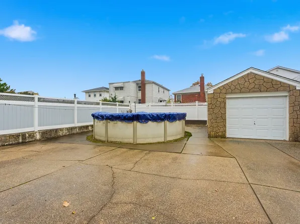 160-36 99th Street image 19 of 31