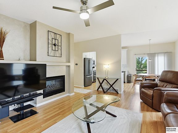 4th image of 11605 Jefferson Cir