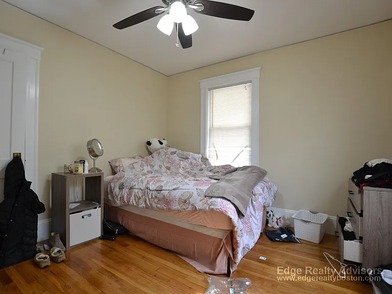 40 Glencoe St #2 — Photo 12
