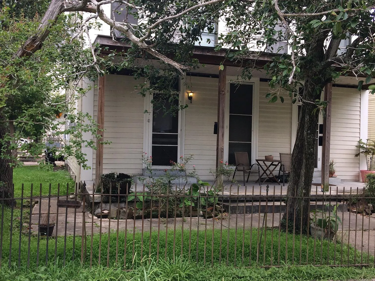 5333 Camp St — Photo 2