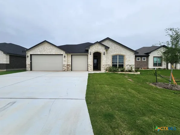 712 Golden Eagle Dr, Salado, TX 76571