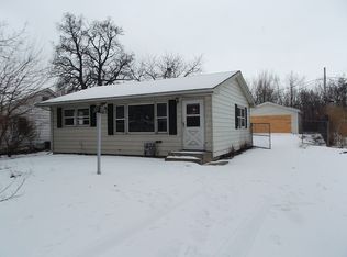 1435 Summit Ave, Aurora, IL 60505