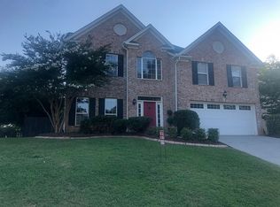 2507 Blue Meadow Ln, Knoxville, TN 37932