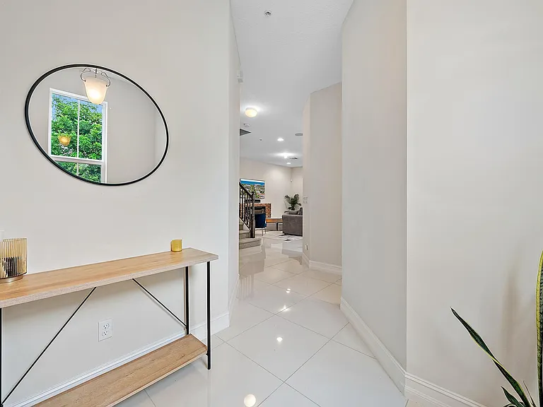 1843 Juno Landing Ln — Photo 7