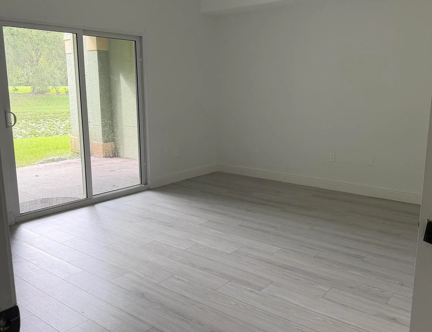 4 bed, 2.0 bath, 1526 sqft, $2,900 — Photo 3