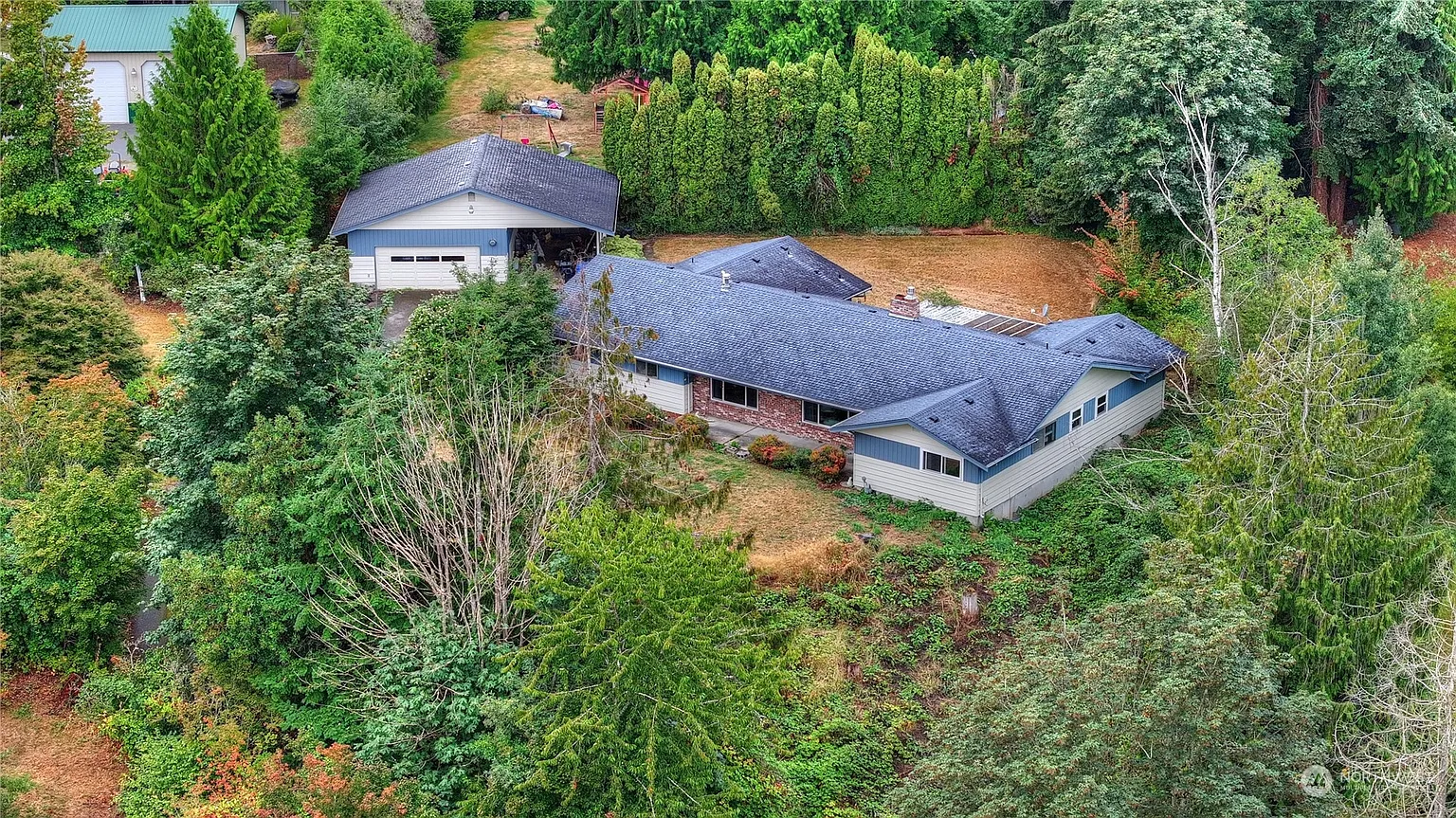 10508 64th Avenue E photo 1