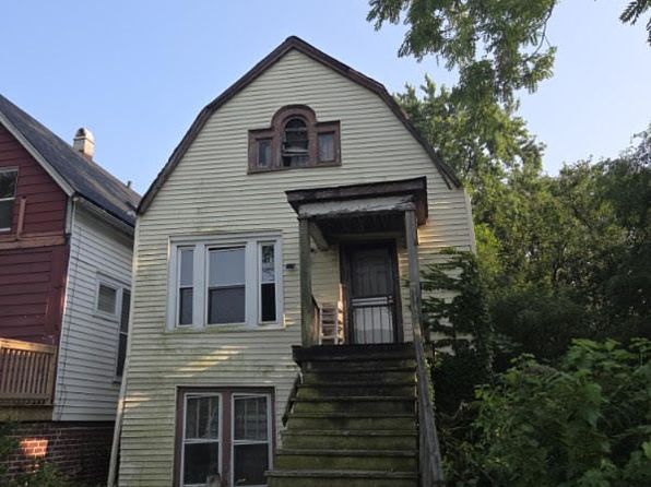 chicago-illinois-450109754 picture