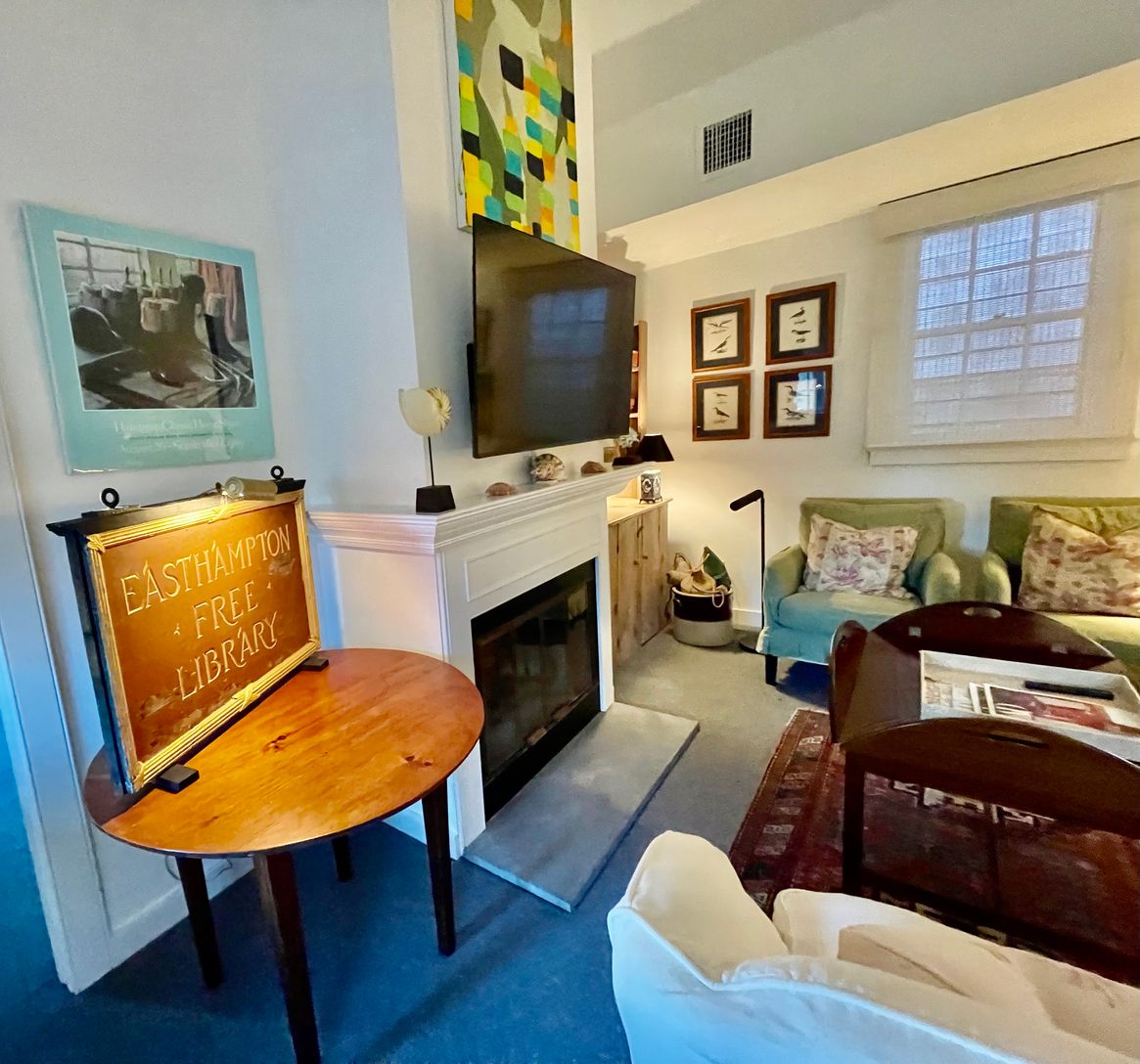  Sitting Room/smart TV