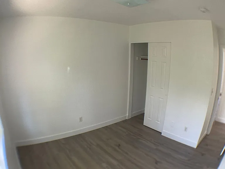 2115 N West St — Photo 21