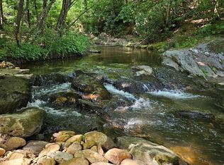 125 Ahart Ridge Rd, Ararat, VA 24053