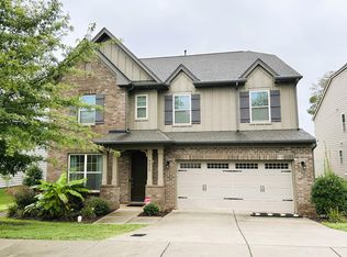 9015 Manor Oak Ct, Charlotte, NC 28277