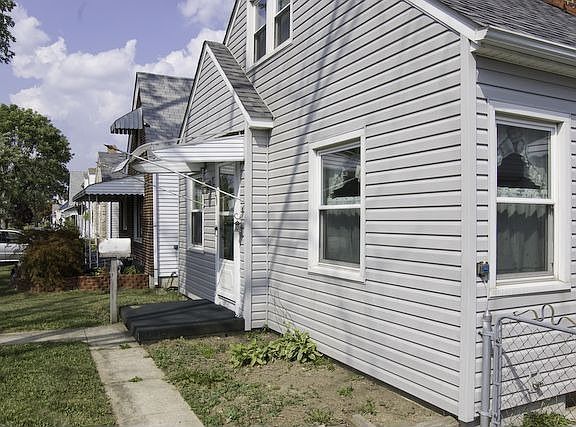 Charming neighborhood
