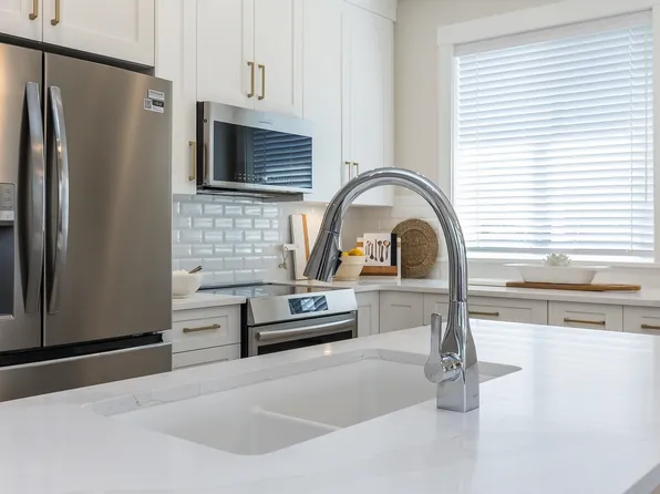 6211 Chilliwack River Rd #103, Chilliwack, BC V2R 4M2