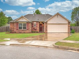 14514 S Oak St, Glenpool, OK 74033