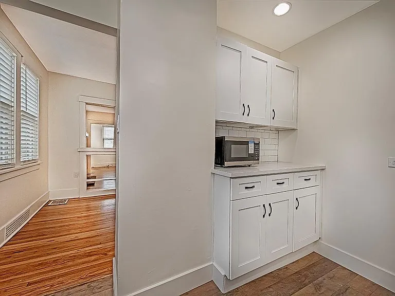 105 Shady Dr W #4 — Photo 14