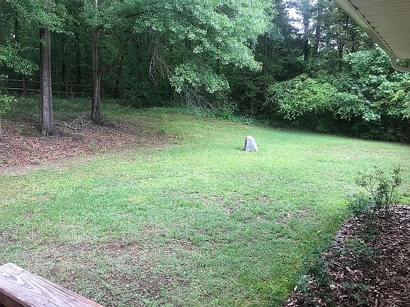 Front Yard (Well Cover)