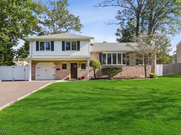 76 Shady Ln, Fanwood Boro, NJ 07023